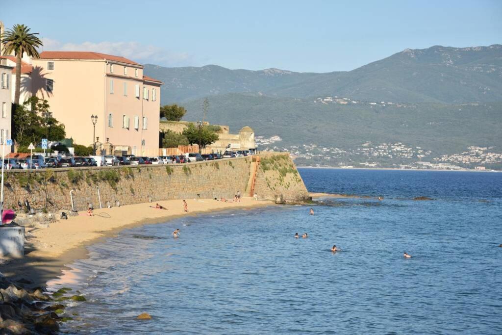 Appartement Plein De Charme - Ajaccio Hyper Centre Eksteriør bilde